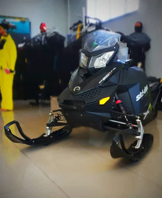  BRP Ski-Doo Renegade Backcountry - X 800R E-Tec-0